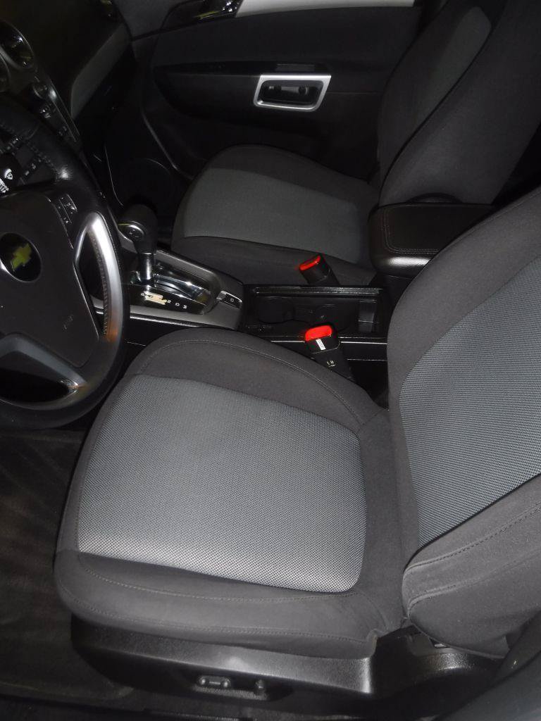 Used 2012 Chevrolet Captiva Sport LS FWD image 23