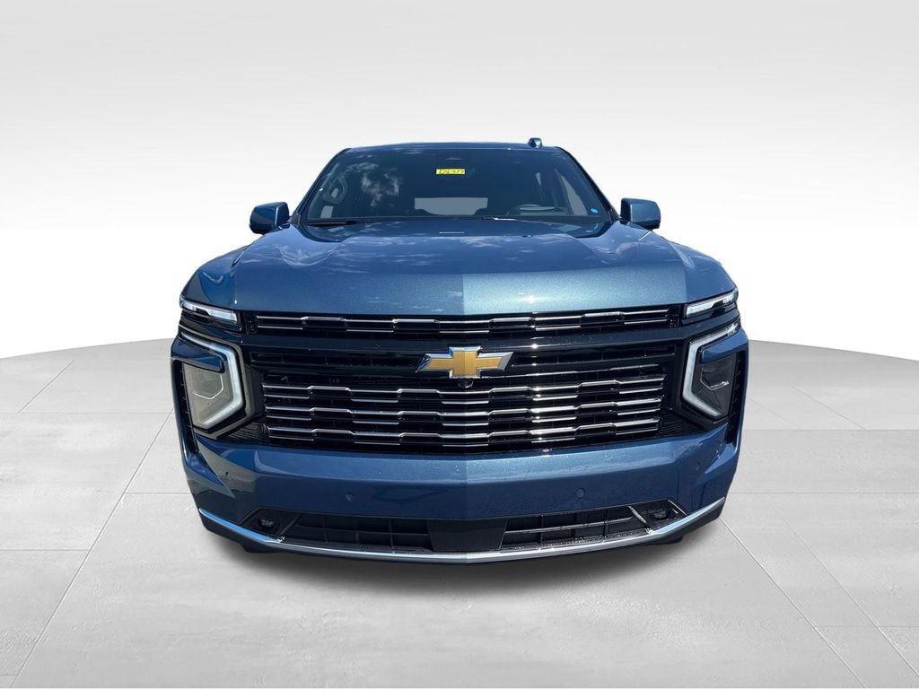 New 2026 Chevrolet Suburban High Country AWD/4WD image 10