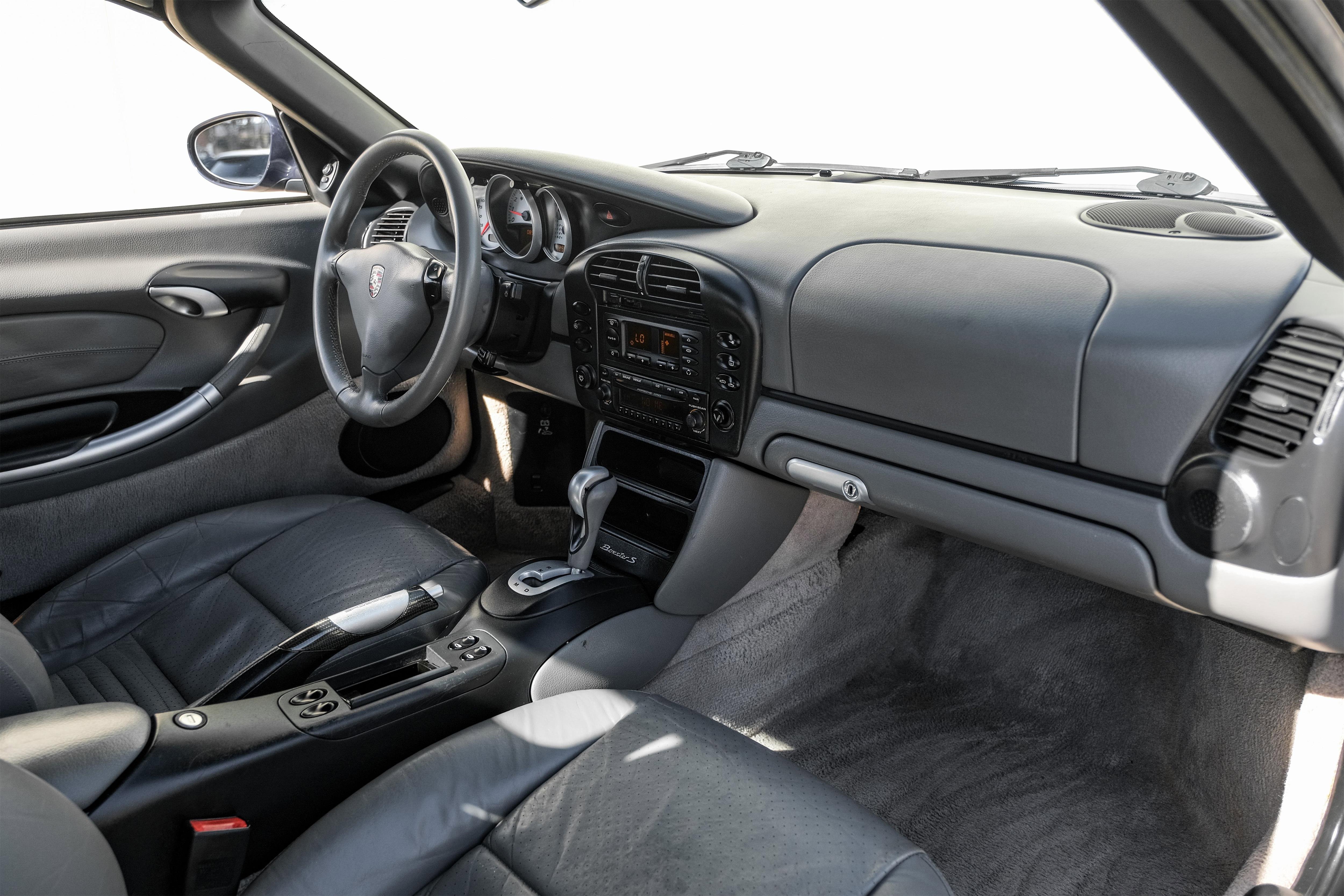 Used 2003 Porsche Boxster S image 11