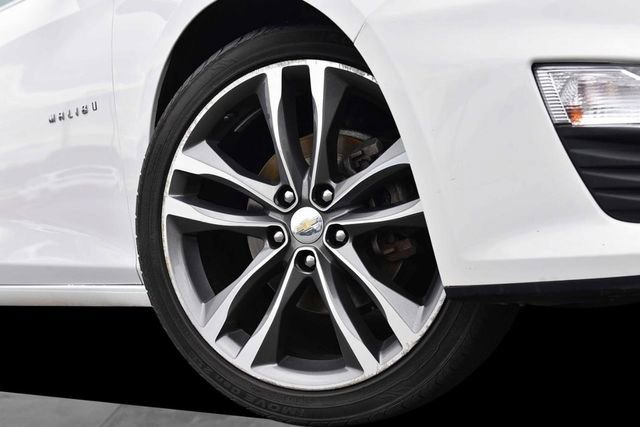 Used 2022 Chevrolet Malibu LT FWD image 3