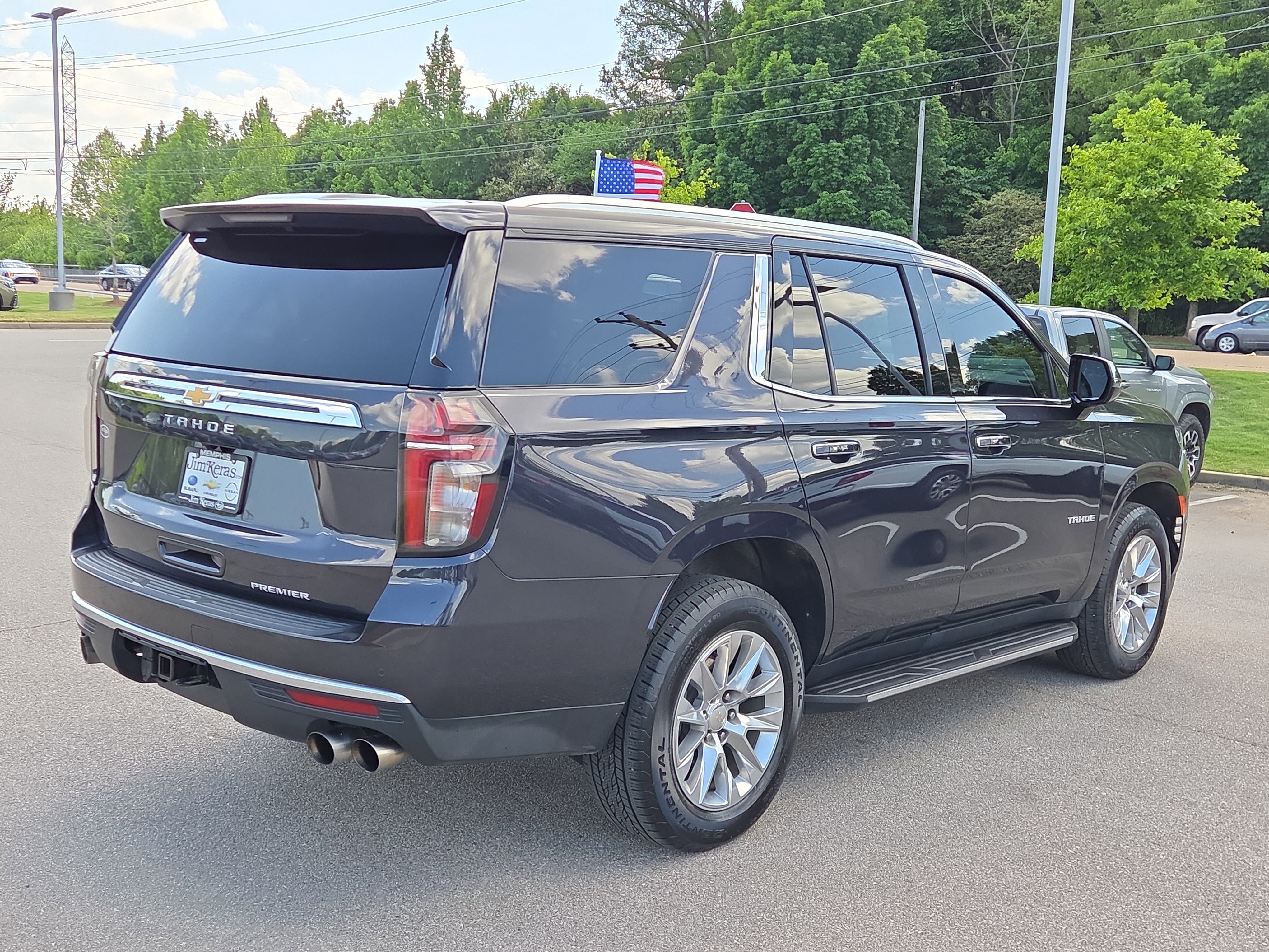 Used 2023 Chevrolet Tahoe Premier RWD image 3