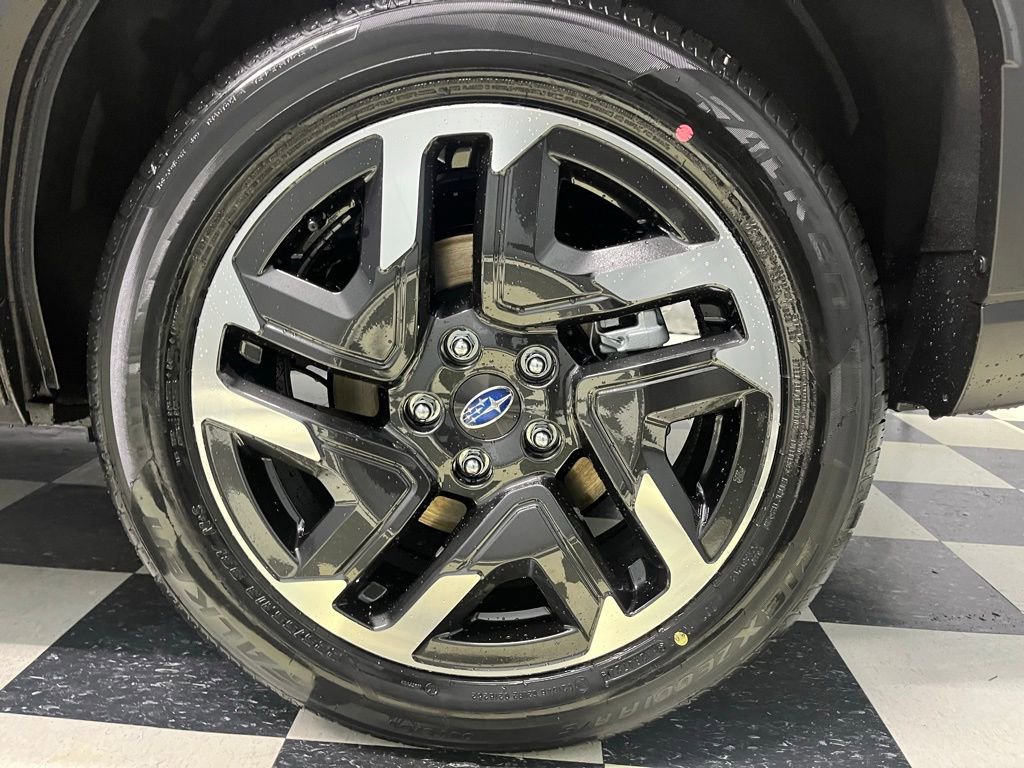 New 2025 Subaru Forester Limited AWD/4WD image 7