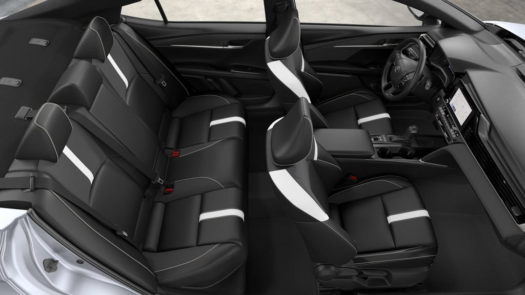 New 2026 Toyota Camry SE AWD/4WD image 4