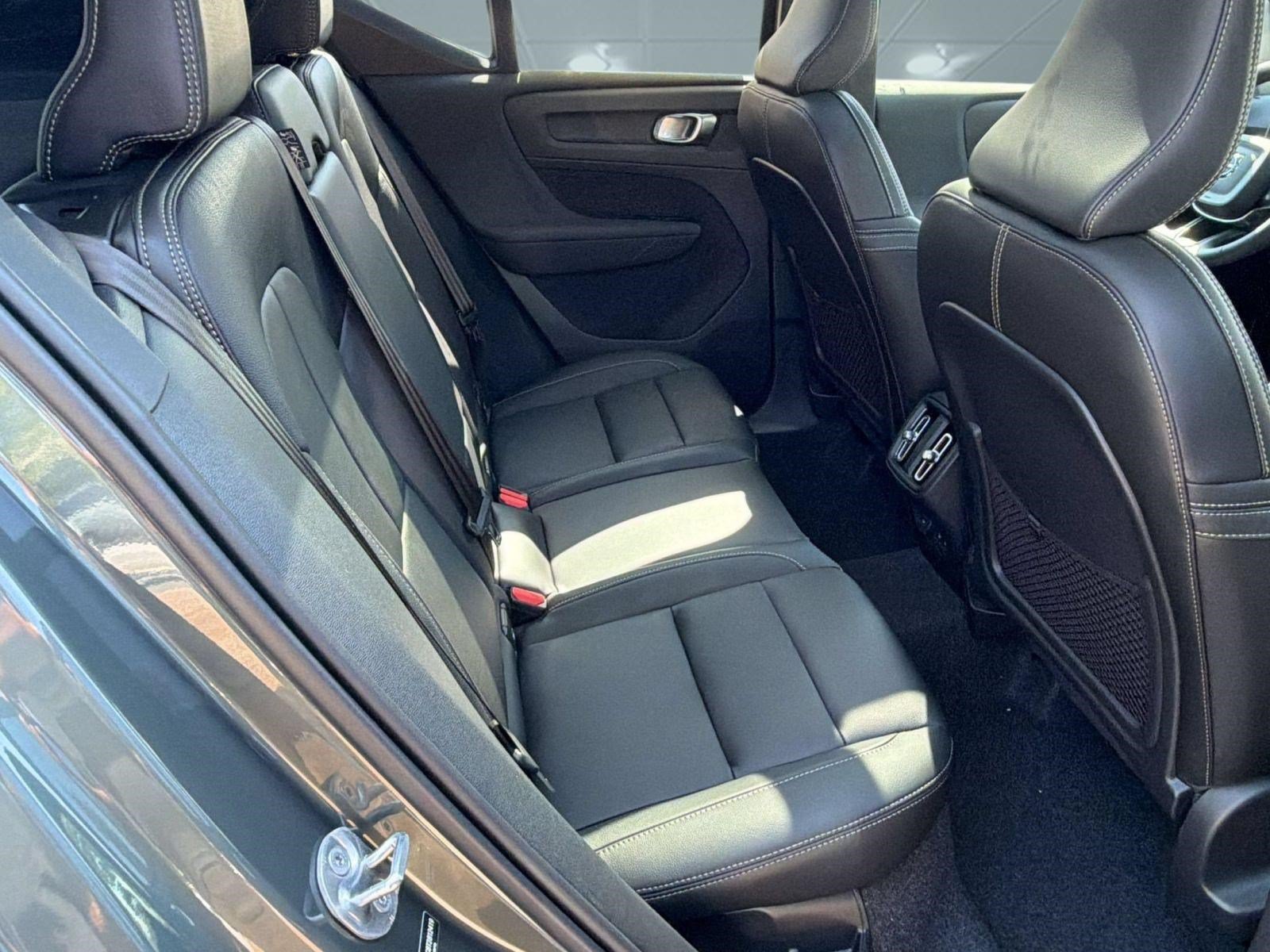 New 2026 Volvo XC40 B5 Plus w/ Climate Package AWD/4WD image 30