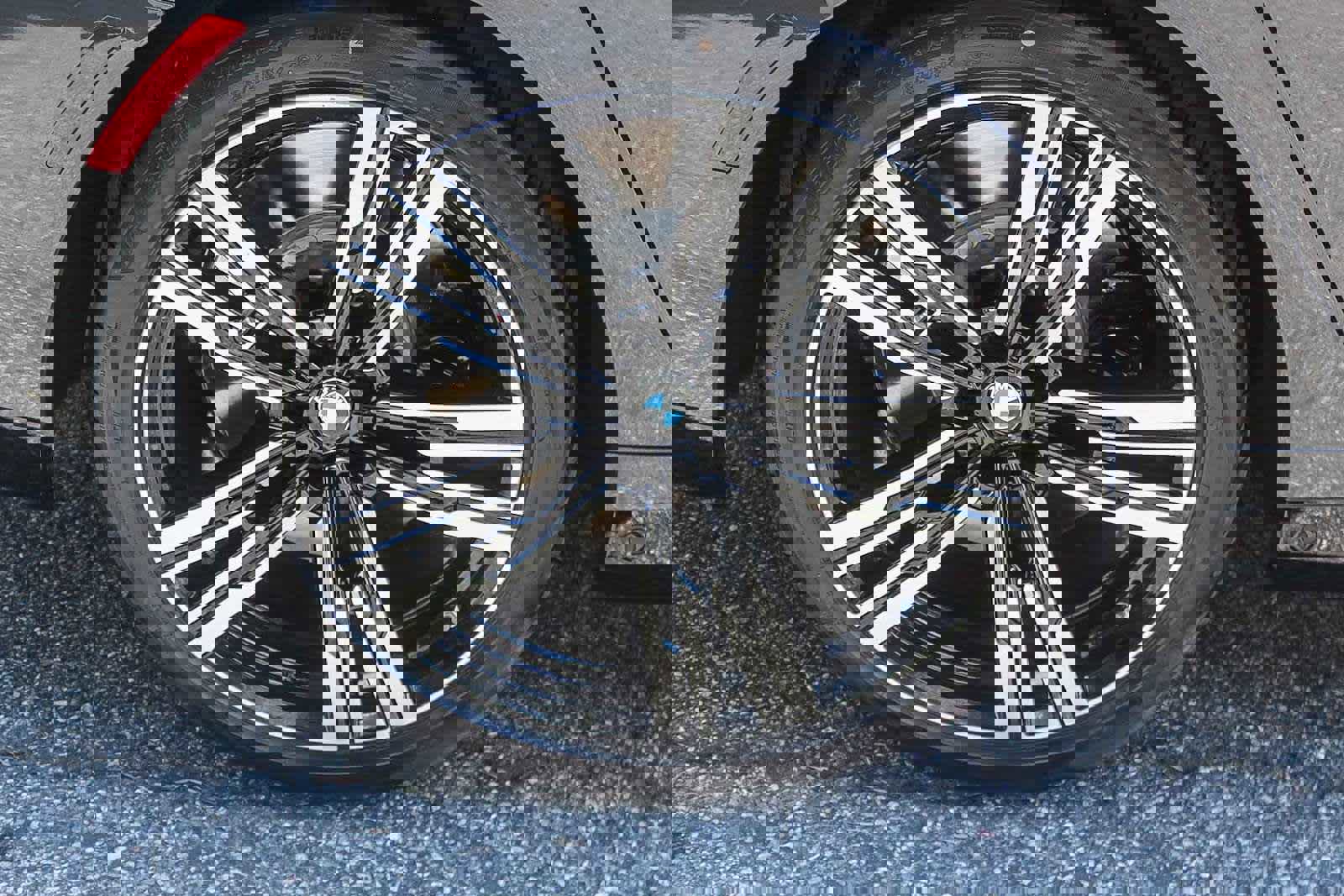 New 2026 BMW 760i xDrive w/ Executive Package image 8