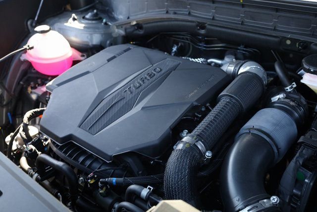 Used 2025 Hyundai Santa Fe XRT image 9