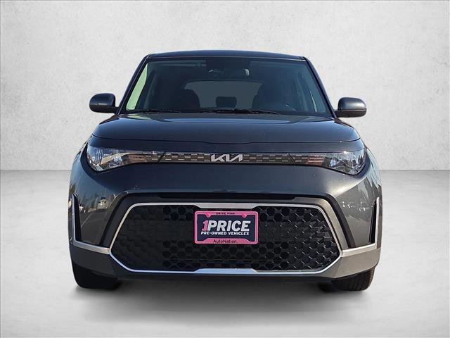 Used 2024 Kia Soul LX w/ Option Group 015 FWD image 2