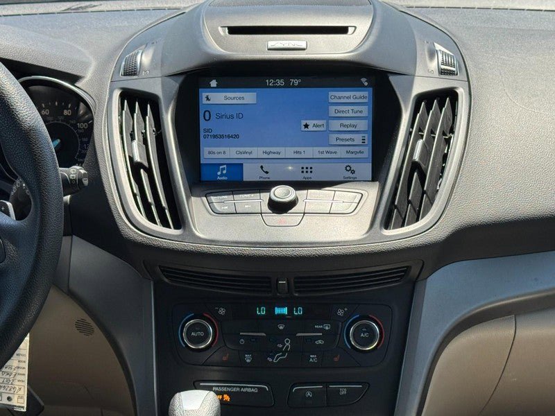 Used 2017 Ford Escape SE w/ Equipment Group 201A FWD image 12