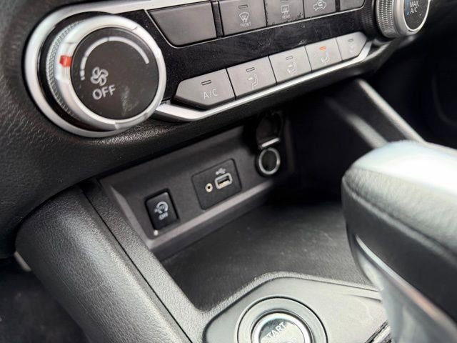 Used 2024 Nissan Sentra S image 23
