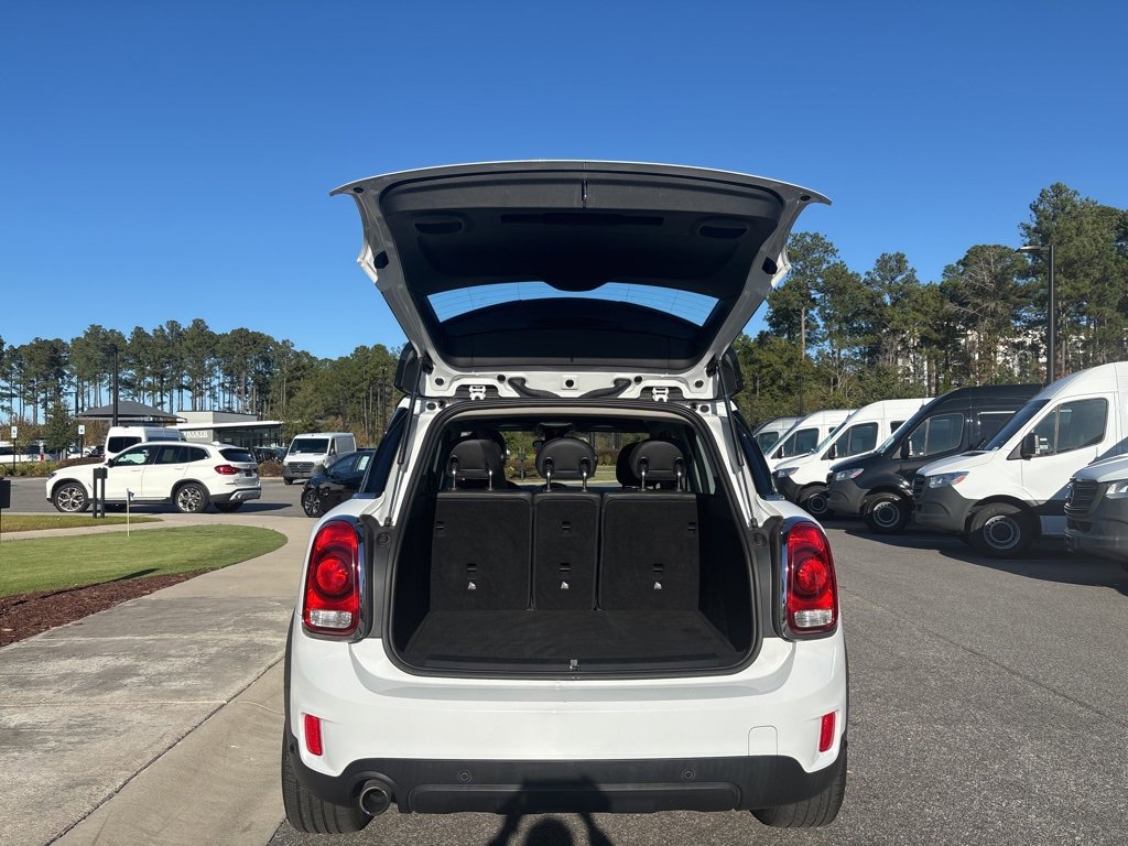 Used 2019 MINI Cooper Countryman w/ Premium Package image 15