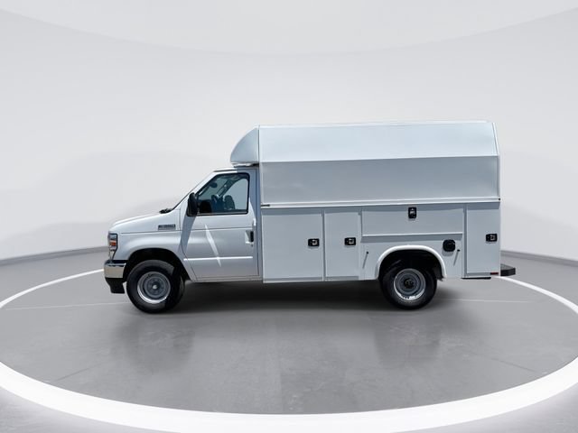 New 2026 Ford E-350 and Econoline 350 Super Duty w/ Power Equipment Group RWD image 5