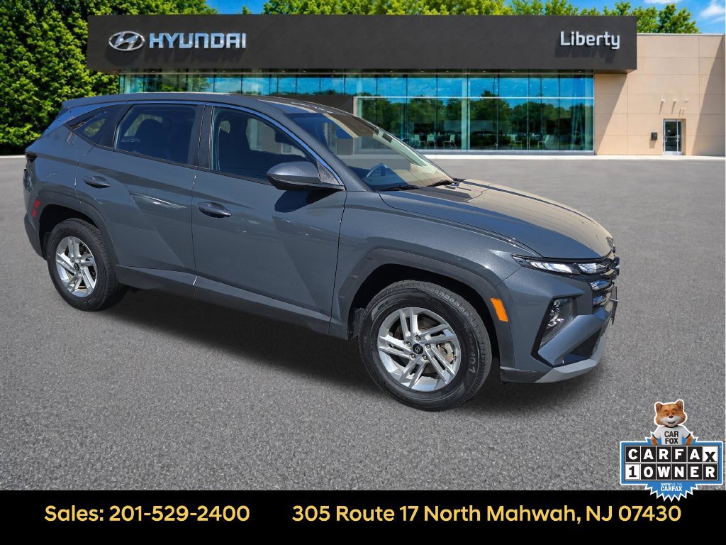 Certified 2025 Hyundai Tucson SE AWD/4WD image 2