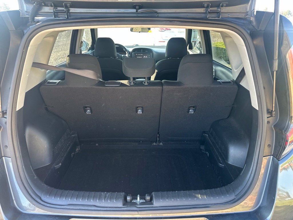 Used 2023 Kia Soul LX FWD image 8
