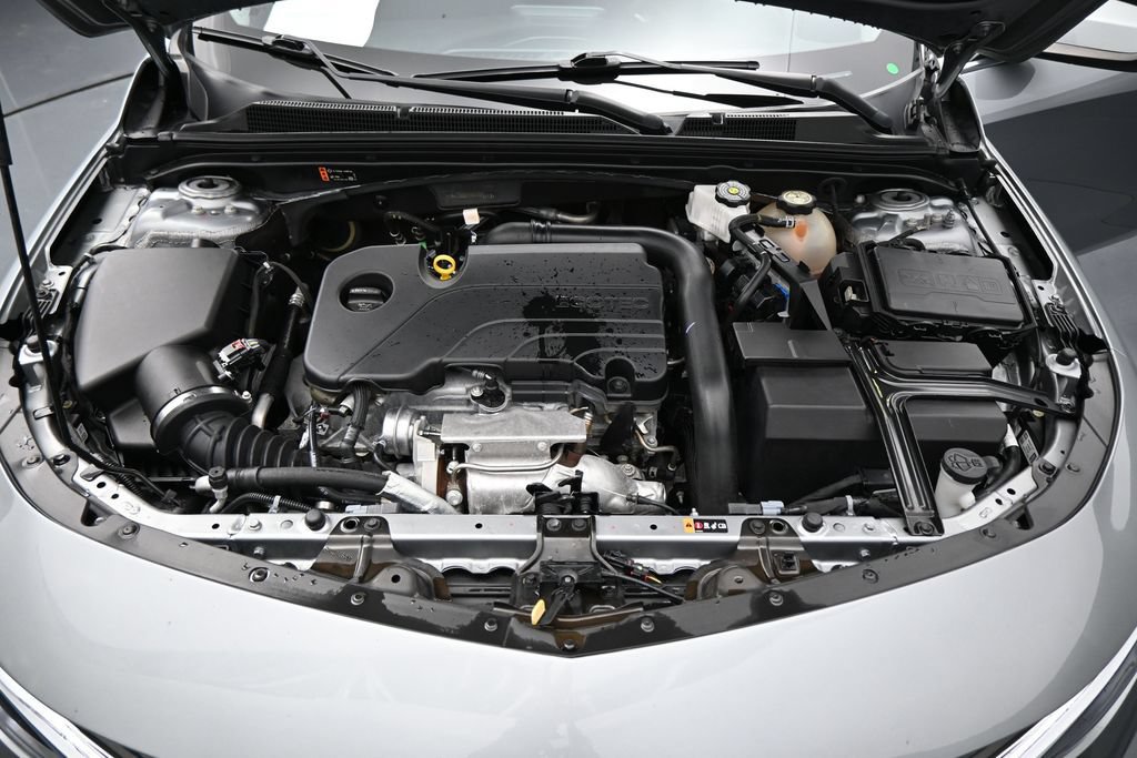 Used 2023 Chevrolet Malibu LT FWD image 28