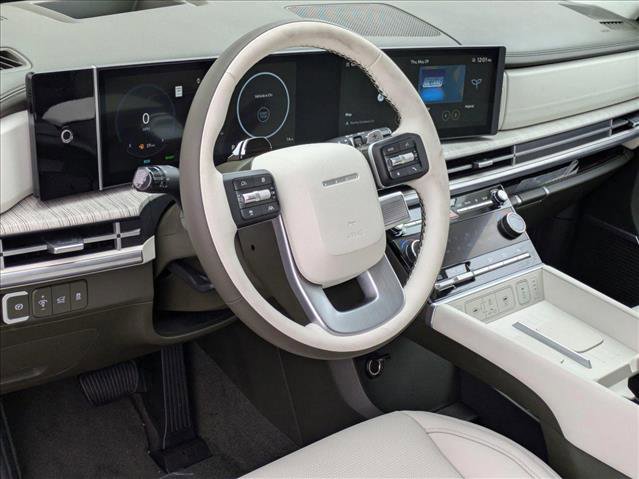 New 2025 Hyundai Santa Fe Calligraphy FWD image 3