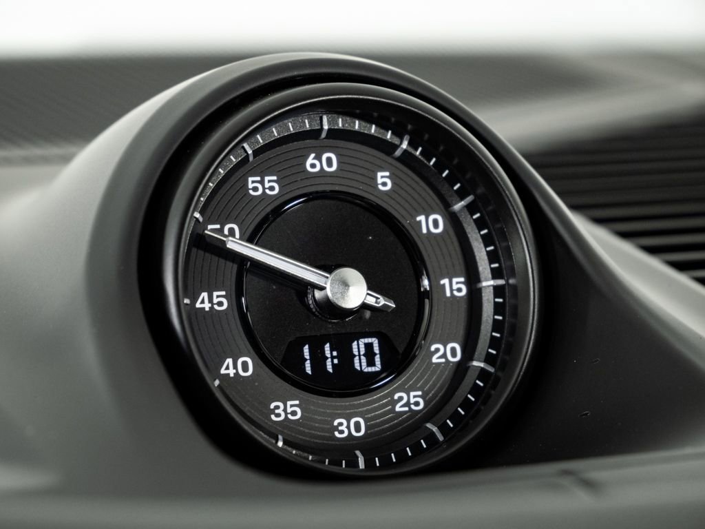 New 2026 Porsche Cayenne image 17