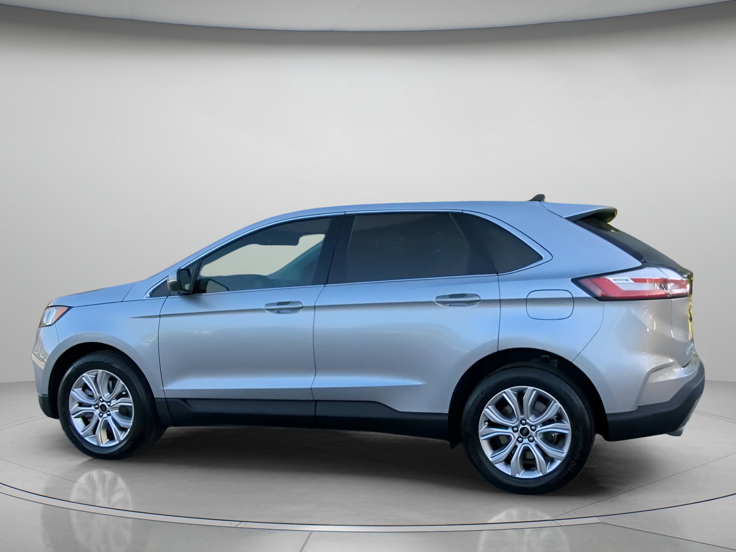 Certified 2023 Ford Edge Titanium image 18
