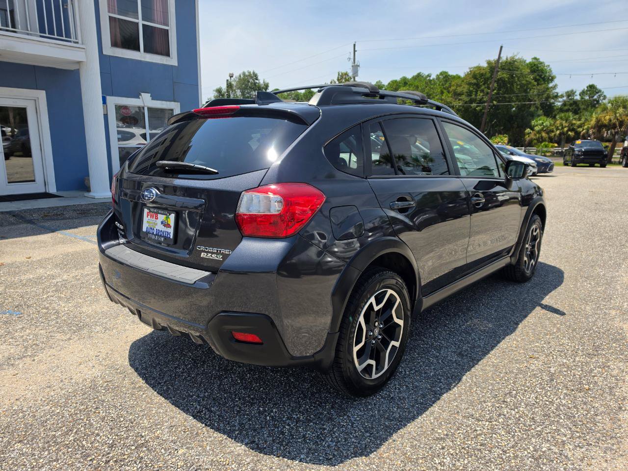 Used 2017 Subaru Crosstrek 2.0i Limited AWD/4WD image 6