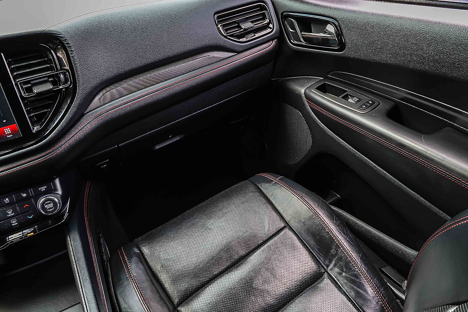 Used 2024 Dodge Durango GT AWD/4WD image 17