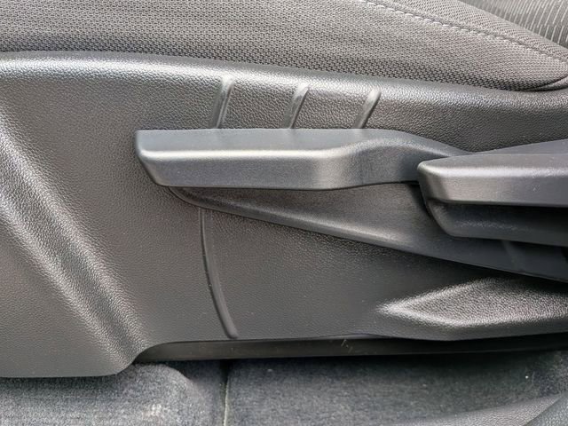 Used 2025 Chevrolet Equinox LT image 13