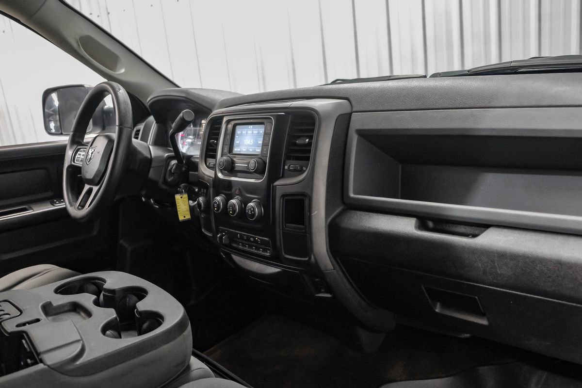 Used 2014 RAM 2500 Tradesman w/ Chrome Appearance Group image 12