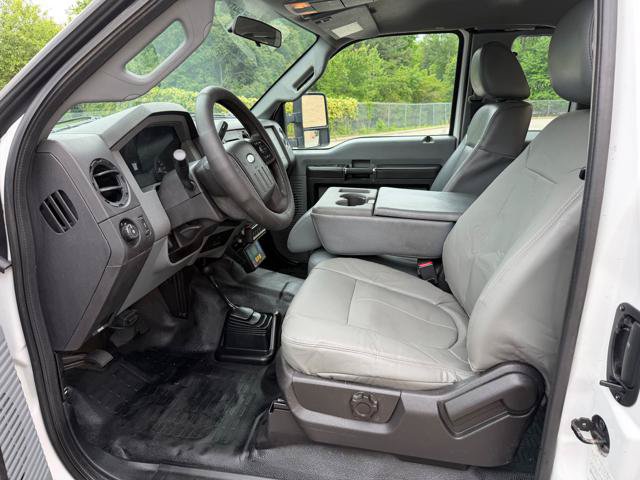 Used 2016 Ford F250 XL w/ Power Equipment Group AWD/4WD image 20