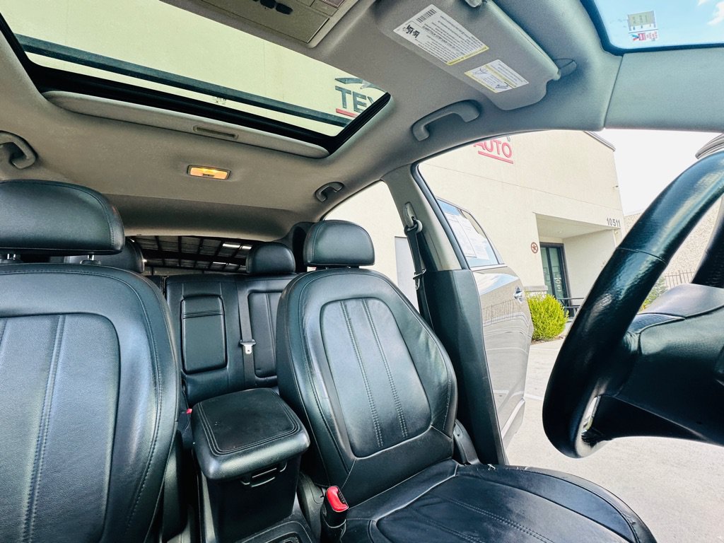 Used 2015 Chevrolet Captiva Sport LT w/ Convenience Package FWD image 28