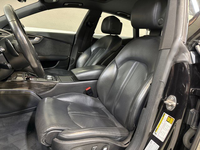Used 2016 Audi RS 7 Prestige w/ Driver Assistance Package image 15