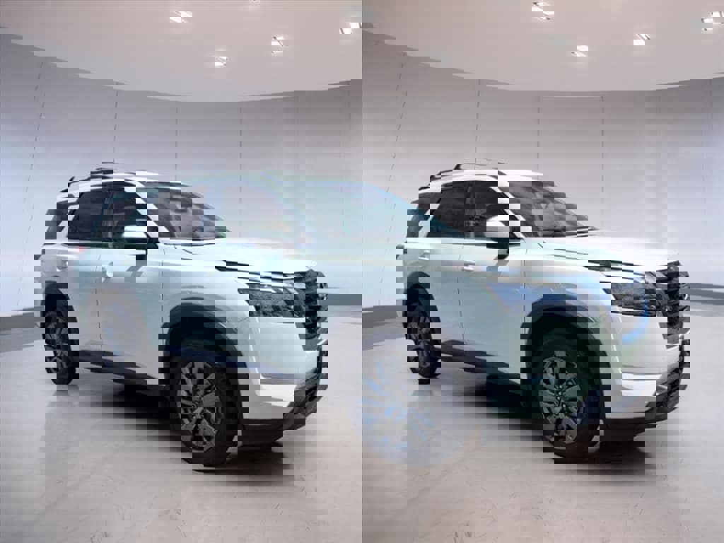 Used 2024 Nissan Pathfinder SV w/ Cargo Package