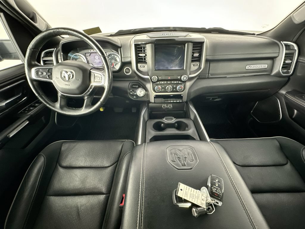 Used 2020 RAM 1500 Laramie w/ Sport Appearance Package AWD/4WD image 10