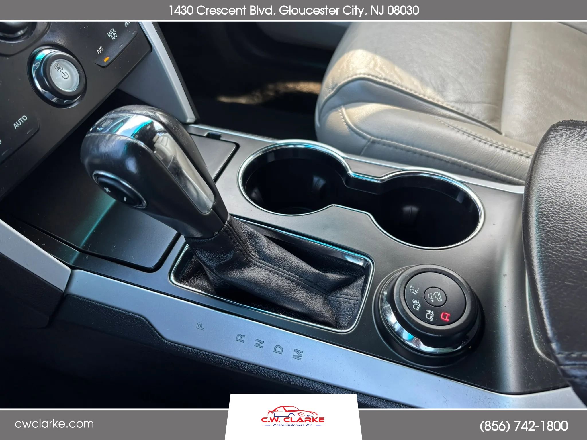 Used 2015 Ford Explorer XLT w/ Equipment Group 202A image 19