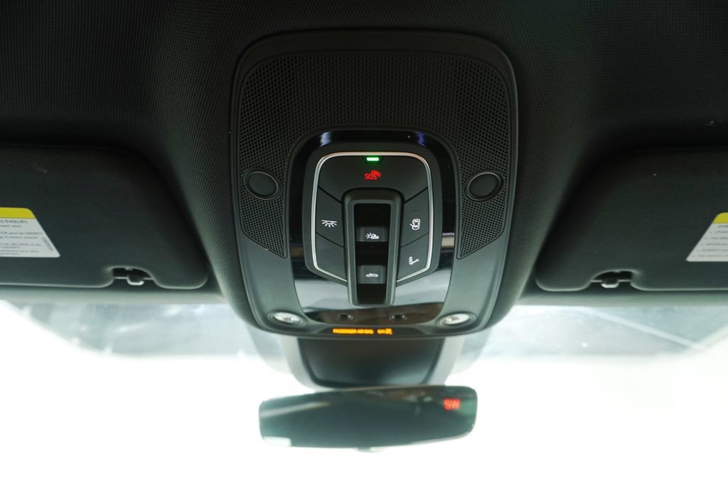 Used 2019 Audi e-tron Prestige w/ Prestige Package AWD/4WD image 22