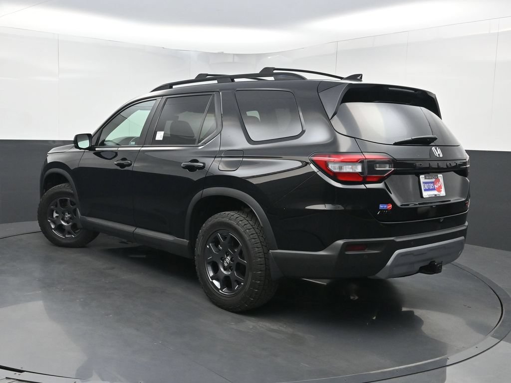Used 2024 Honda Pilot TrailSport image 24