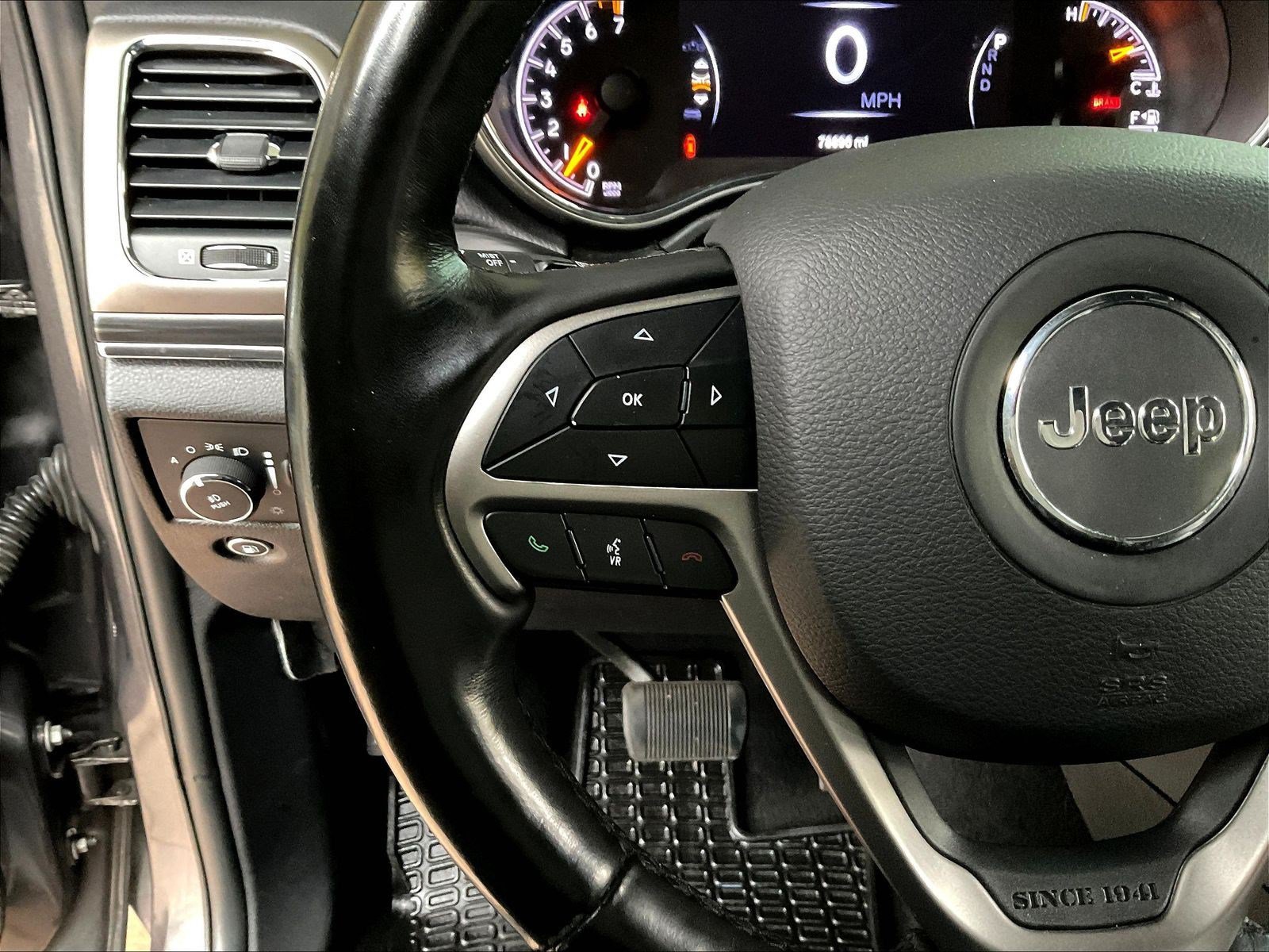 Used 2021 Jeep Grand Cherokee Limited AWD/4WD image 11