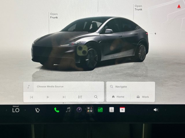 Used 2026 Tesla Model Y 2WD image 19