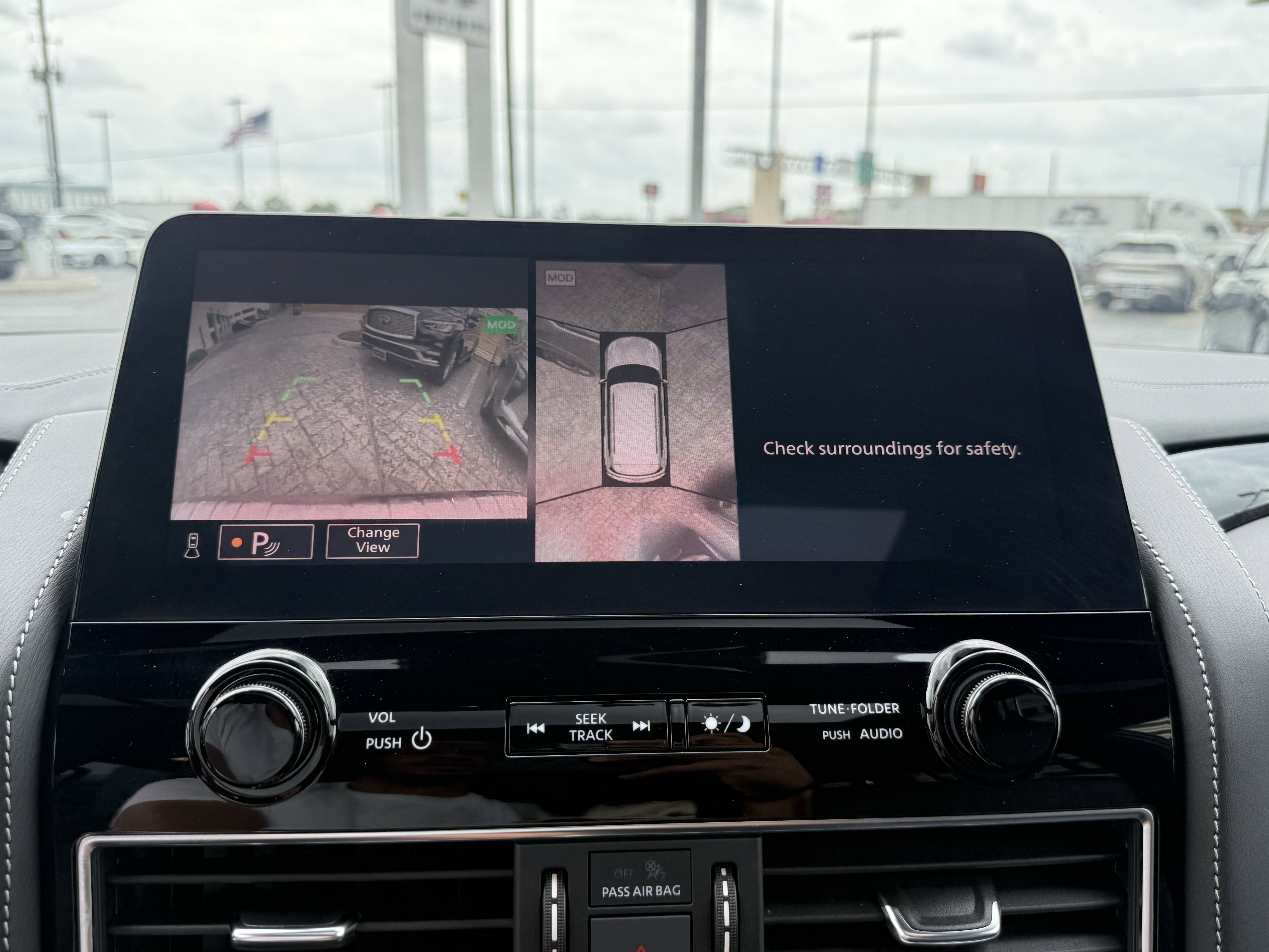 Certified 2024 INFINITI QX80 Sensory image 23