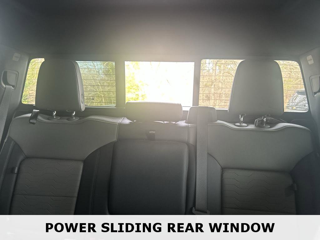 Used 2023 Chevrolet Silverado 1500 ZR2 w/ Technology Package image 29