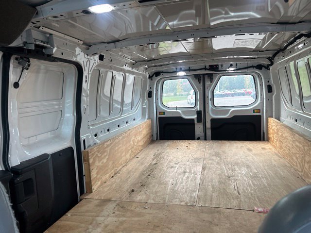 Used 2018 Ford Transit 150 148 Low Roof RWD image 26