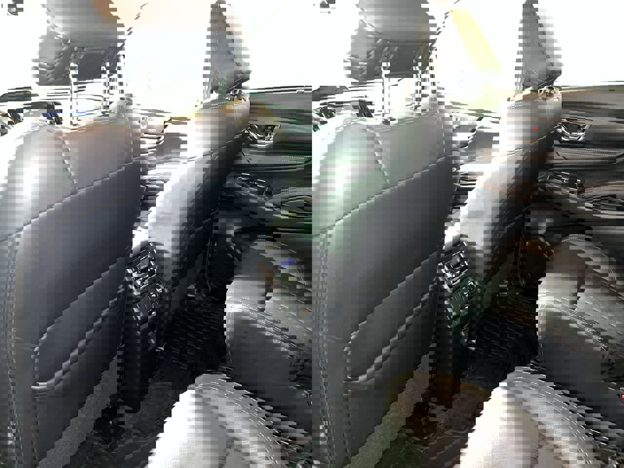 Used 2024 Subaru Ascent Limited image 24