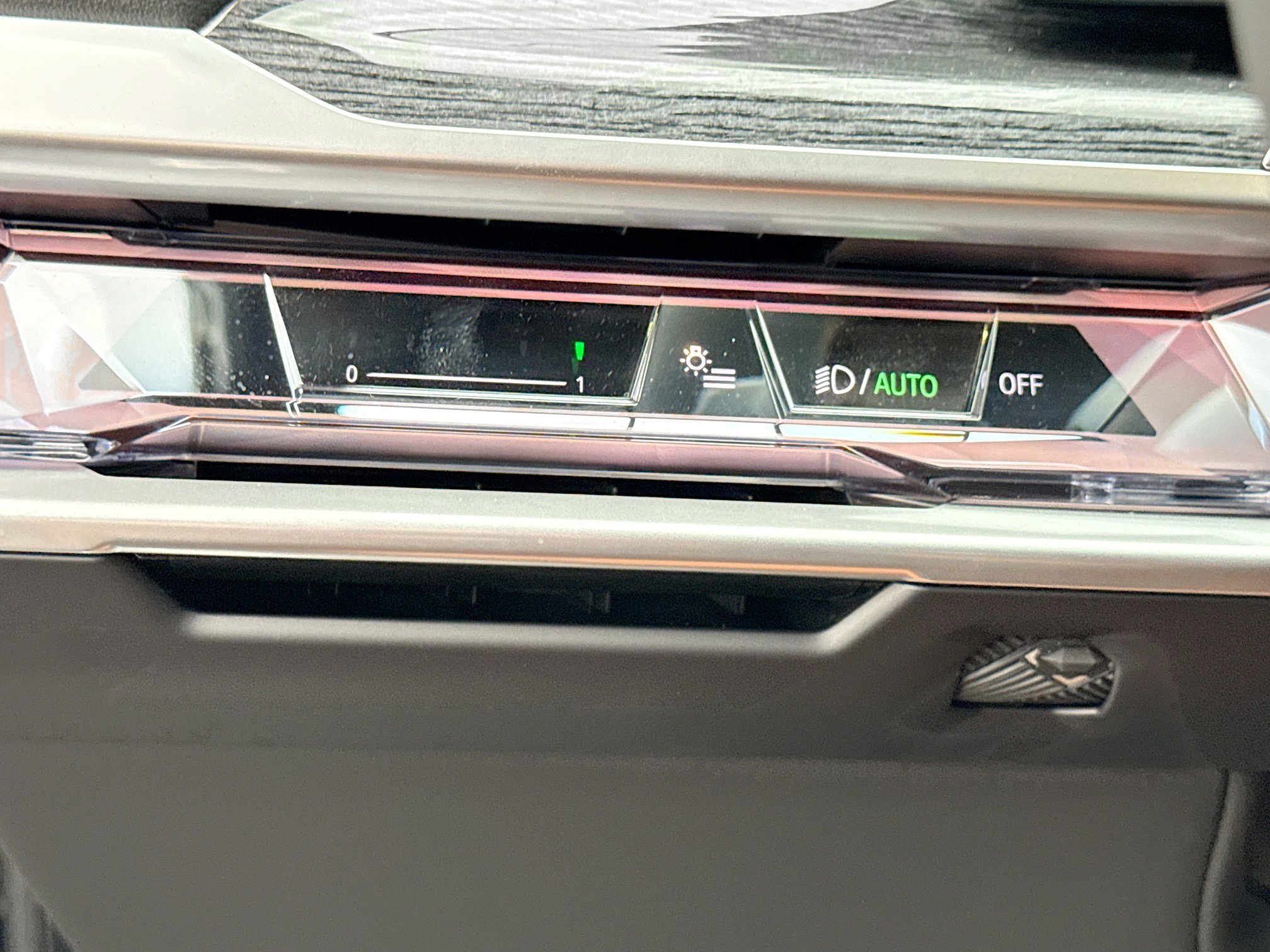 New 2026 BMW 740i xDrive w/ Premium Package image 35