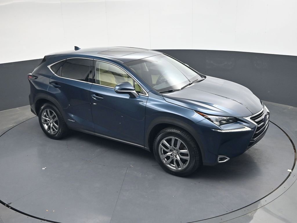 Used 2015 Lexus NX 300h FWD w/ Luxury Package image 18