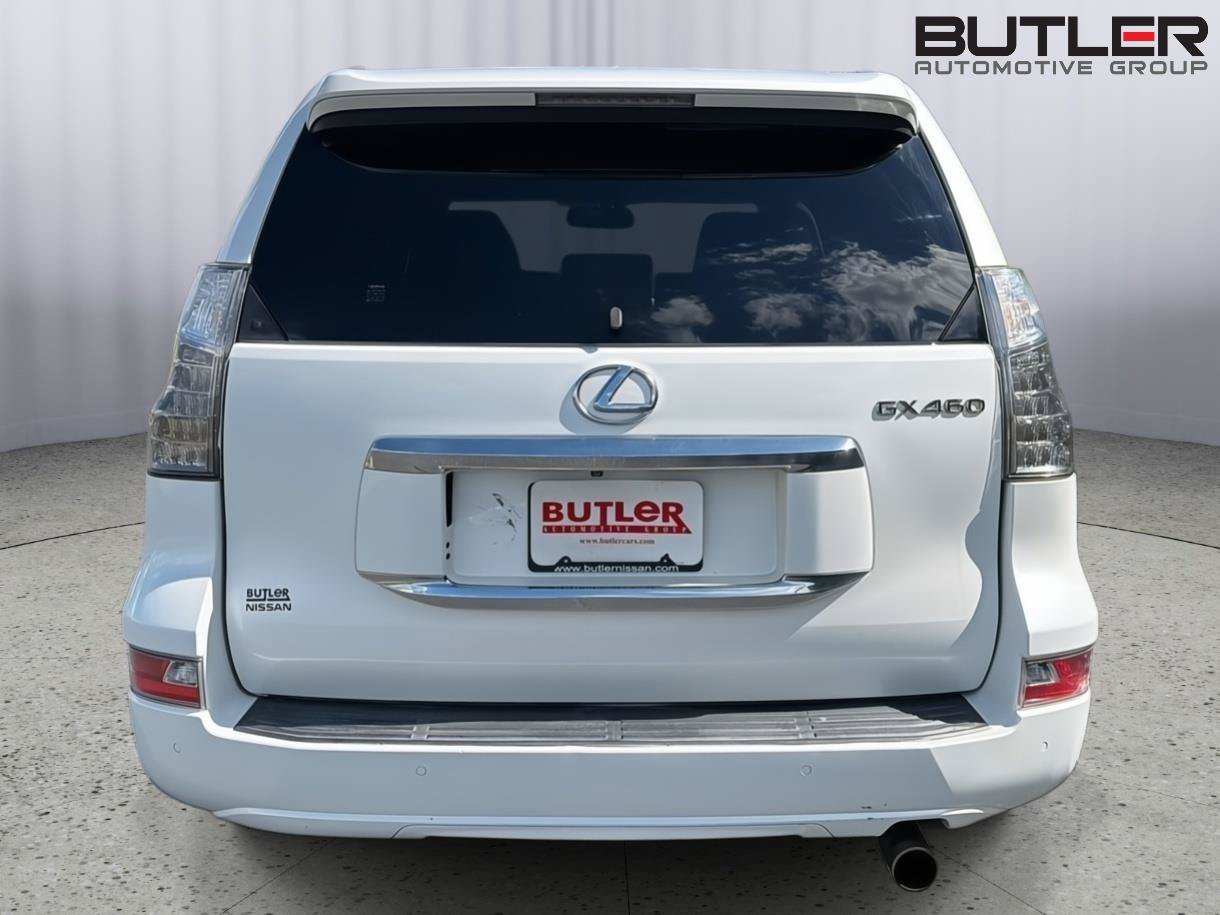 Used 2015 Lexus GX 460 w/ Premium Package AWD/4WD image 5