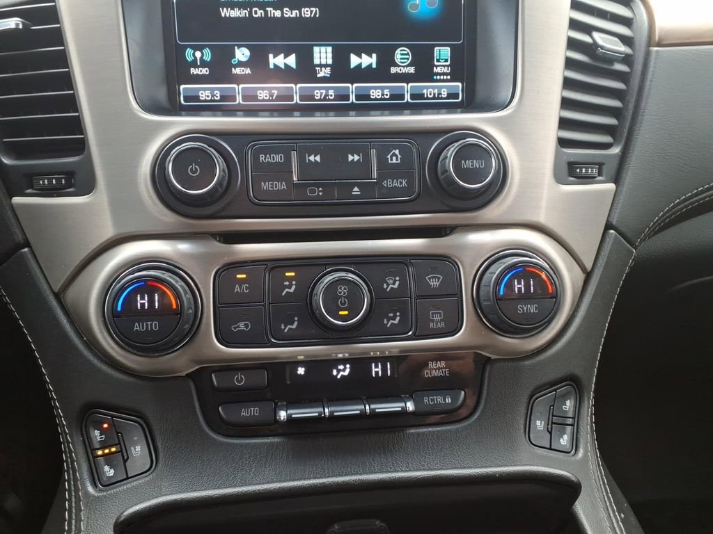 Used 2020 GMC Yukon Denali w/ Denali Ultimate Package image 12