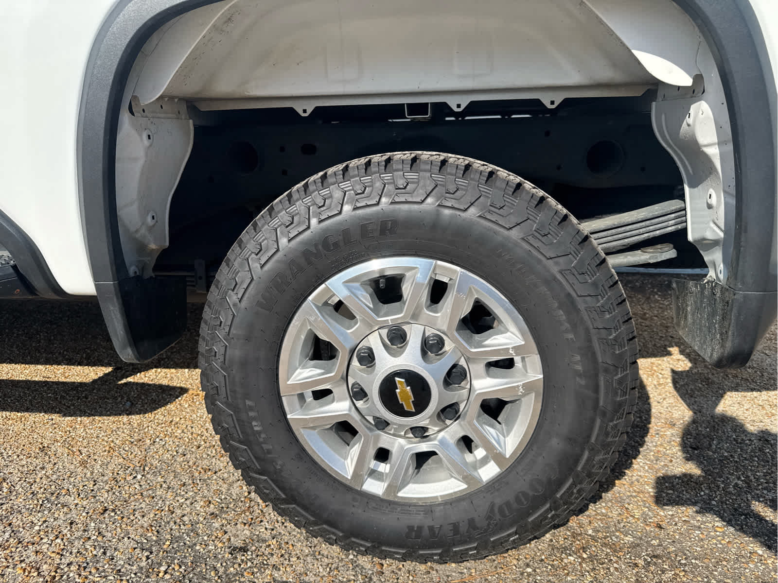 Used 2025 Chevrolet Silverado 2500 LT w/ Convenience Package AWD/4WD image 17