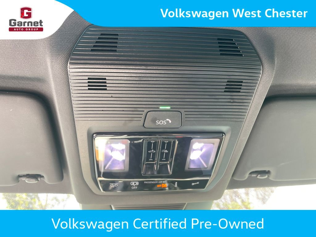 Certified 2025 Volkswagen Tiguan SEL R-Line AWD/4WD image 43