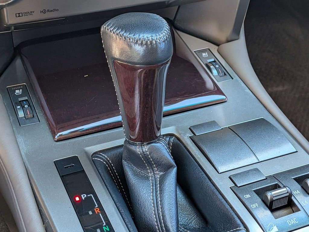 Used 2014 Lexus GX 460 w/ Premium Package image 24