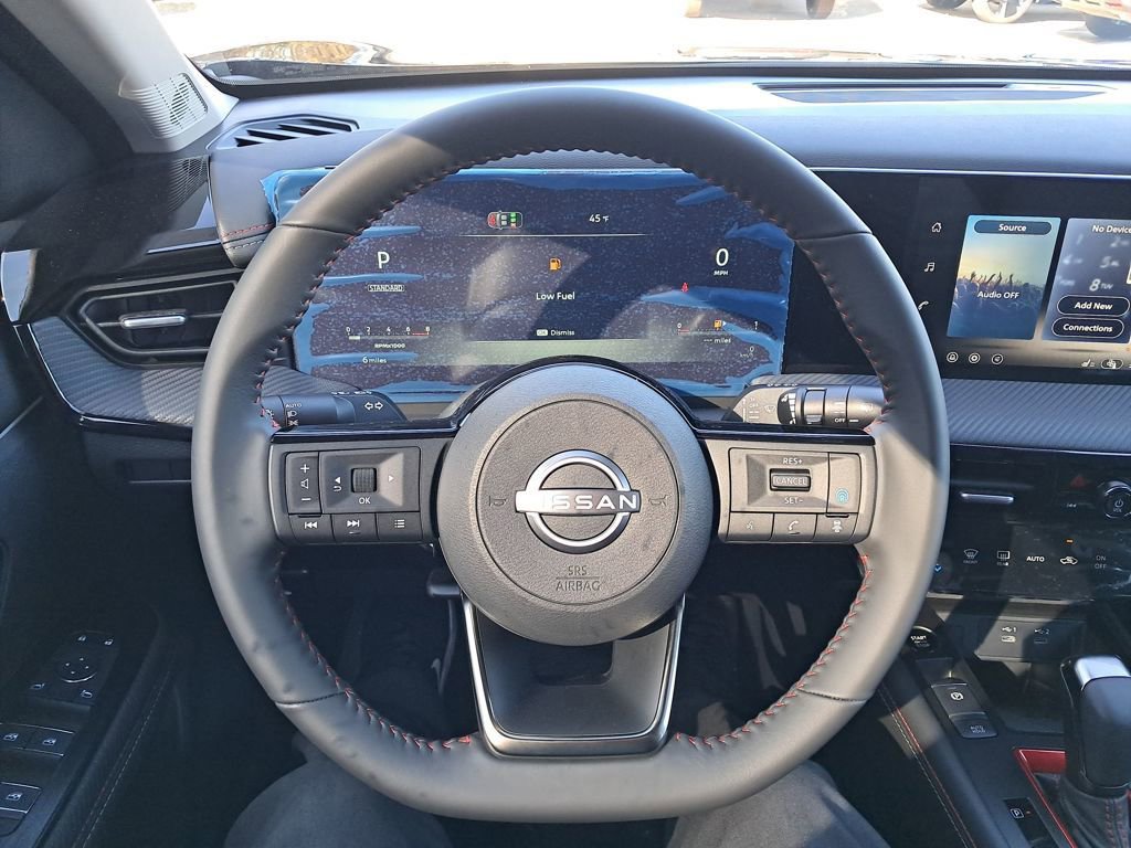 New 2026 Nissan Kicks SR w/ Cold Weather Package image 15