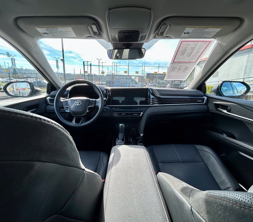 Certified 2025 Toyota Camry XLE FWD image 18