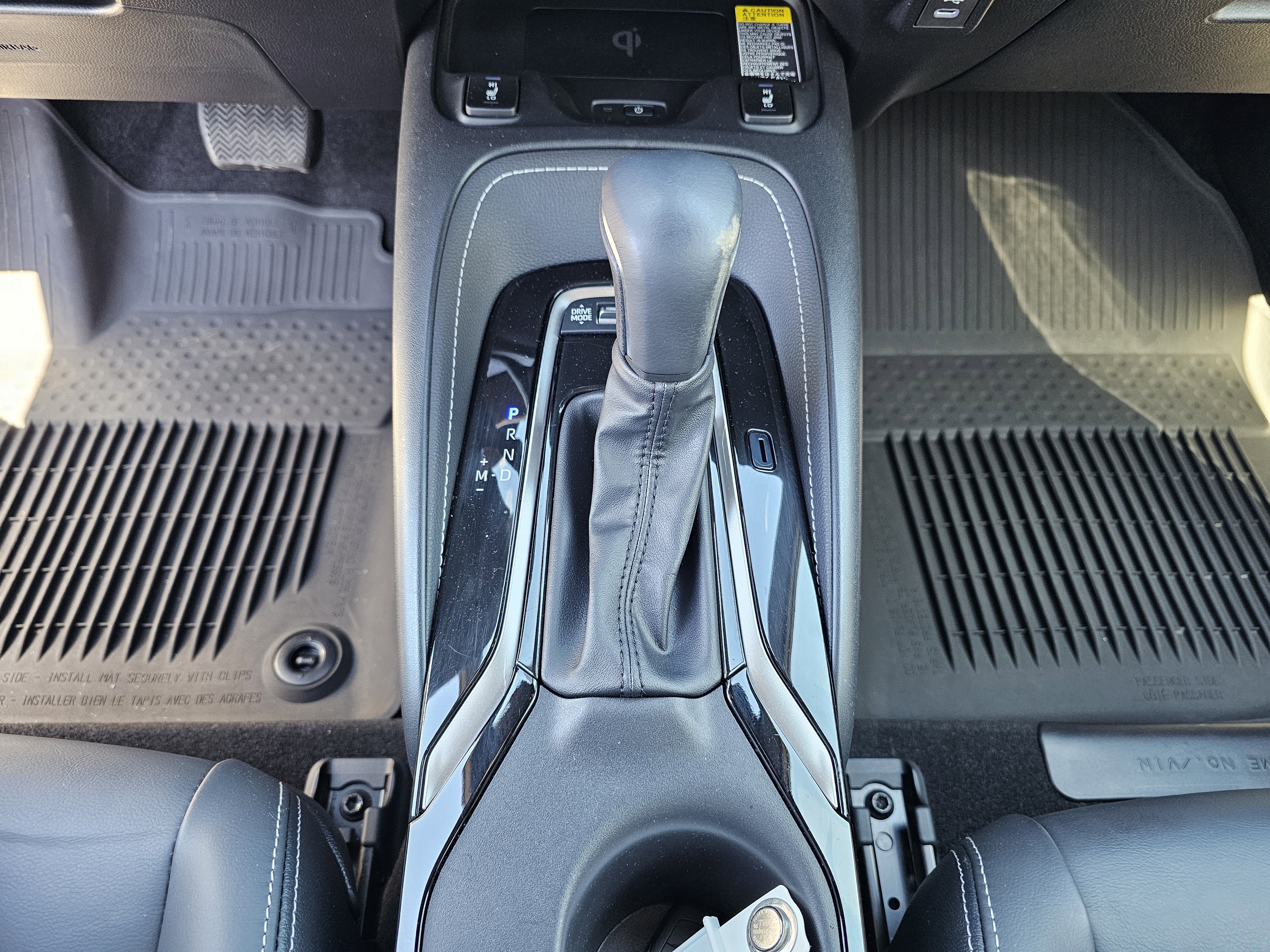 Used 2023 Toyota Corolla XSE FWD image 25