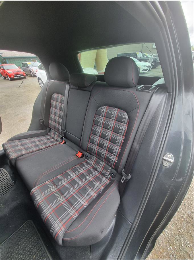 Used 2017 Volkswagen GTI Sport FWD image 11
